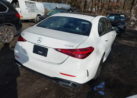 2025 Mercedes-Benz C 300 z USA, uszkodzony, nr VIN W1KAF4HB4SR301522